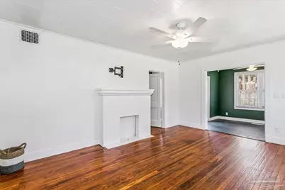 9 E Strong St, Pensacola, FL 32501 - Photo 6