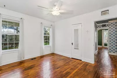 9 E Strong St, Pensacola, FL 32501 - Photo 18
