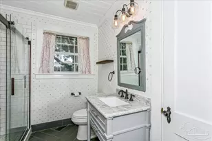 9 E Strong St, Pensacola, FL 32501 - Photo 24