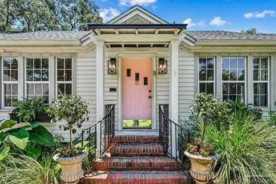 9 E Strong St, Pensacola, FL 32501 - Photo 2
