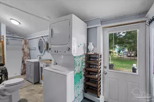 19 N G St, Pensacola, FL 32502 - Photo 28