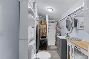 19 N G St, Pensacola, FL 32502 - Photo 26