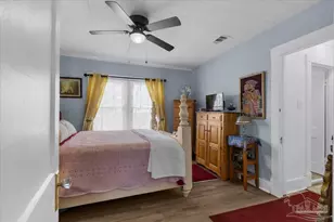 19 N G St, Pensacola, FL 32502 - Photo 16