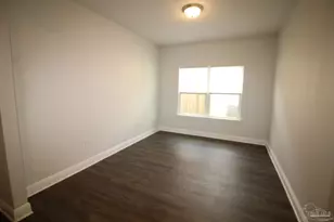 8006 Burnside Loop, Pensacola, FL 32526 - Photo 6