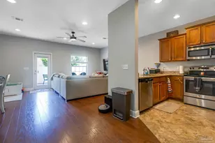 2109 Wilsons Plover Cir, Navarre, FL 32566 - Photo 12