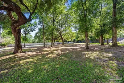 501 E Burgess Rd #C8, Pensacola, FL 32504 - Photo 26