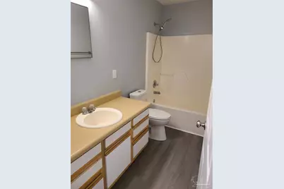 410 E Lloyd St #A, Pensacola, FL 32503 - Photo 8