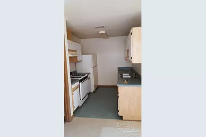 1112 Wayne Ave #B, Pensacola, FL 32507 - Photo 2