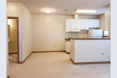 5020 Lillian Hwy #B, Pensacola, FL 32506 - Photo 2