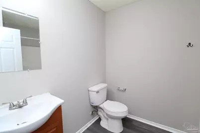 2012 Federal Ct, Gulf Breeze, FL 32563 - Photo 12