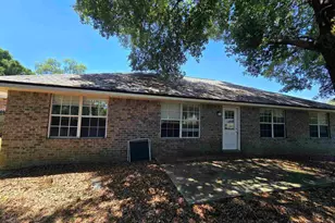 3208 Nikki Ct, Pensacola, FL 32526 - Photo 2