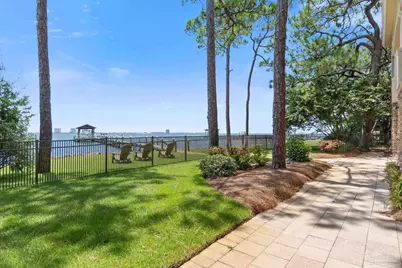 1203 Soundview Trl, Gulf Breeze, FL 32561 - Photo 60