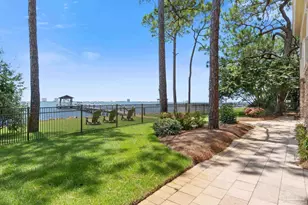 1203 Soundview Trail, Gulf Breeze, FL 32561 - Photo 60