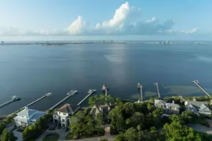 1203 Soundview Trail, Gulf Breeze, FL 32561 - Photo 66