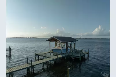 1203 Soundview Trl, Gulf Breeze, FL 32561 - Photo 4