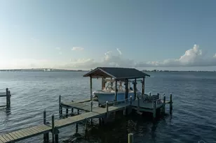 1203 Soundview Trail, Gulf Breeze, FL 32561 - Photo 4