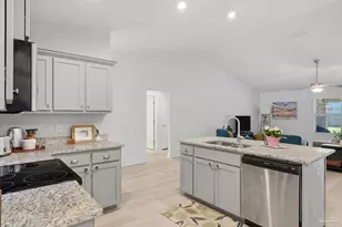 5725 Montauk Wy, Milton, FL 32570 - Photo 10