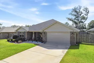 5725 Montauk Wy, Milton, FL 32570 - Photo 2