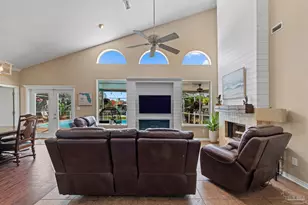 1672 Kauai Ct, Gulf Breeze, FL 32563 - Photo 8