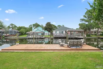 1672 Kauai Ct, Gulf Breeze, FL 32563 - Photo 54