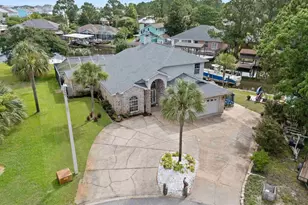1672 Kauai Ct, Gulf Breeze, FL 32563 - Photo 44