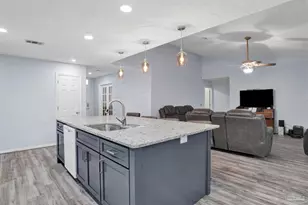 6723 Cedar Ridge Cir, Milton, FL 32570 - Photo 10