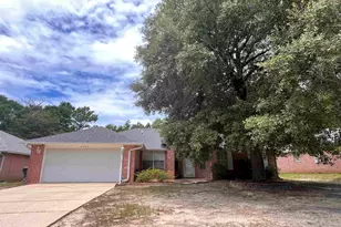 6723 Cedar Ridge Cir, Milton, FL 32570 - Photo 1