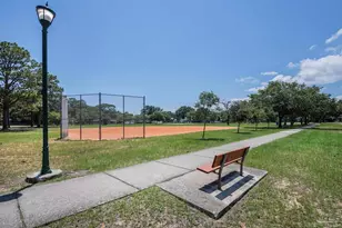 1900 Morningside Dr, Pensacola, FL 32503 - Photo 52