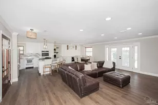 1900 Morningside Dr, Pensacola, FL 32503 - Photo 26