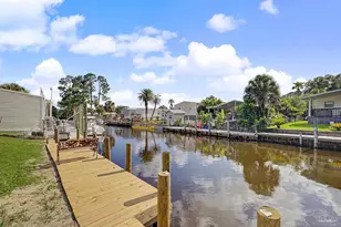 2553 Granada Camino, Pensacola, FL 32507 - Photo 6