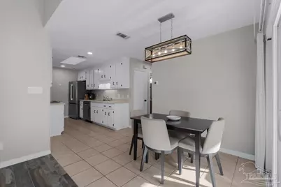 2081 Cambridge Cir, Pensacola, FL 32514 - Photo 10