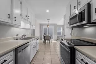 2081 Cambridge Cir, Pensacola, FL 32514 - Photo 14