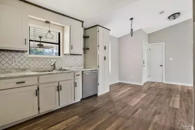 3523 Southwind Dr, Gulf Breeze, FL 32563 - Photo 2