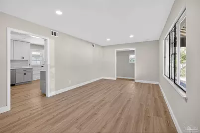 2015 Americus Ave, Pensacola, FL 32507 - Photo 6