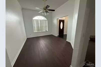 1044 Aden Ct, Milton, FL 32583 - Photo 10