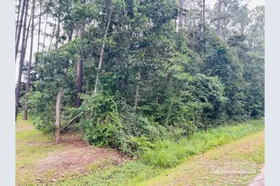 2615 Wade Ave, Pensacola, FL 32507 - Photo 2