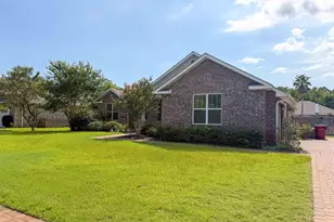 1467 W Shores Blvd, Gulf Breeze, FL 32563 - Photo 42