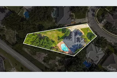 1194 Jaguar Cir, Gulf Breeze, FL 32563 - Photo 4