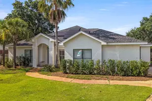 1194 Jaguar Cir, Gulf Breeze, FL 32563 - Photo 28