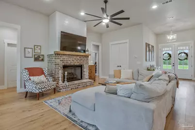 9051 Sage Forest Ln, Pace, FL 32571 - Photo 6