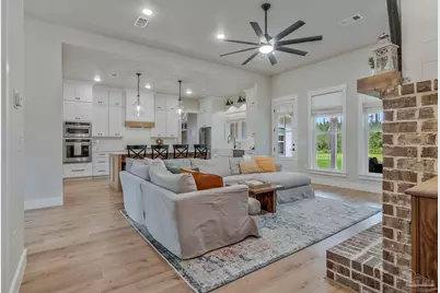9051 Sage Forest Ln, Pace, FL 32571 - Photo 8