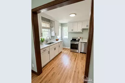 1711 W Lakeview Ave, Pensacola, FL 32501 - Photo 10