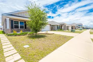 2850 Patriot Ridge Dr, Crestview, FL 32539 - Photo 2