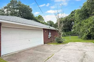 5729 Lia Dr, Milton, FL 32570 - Photo 20