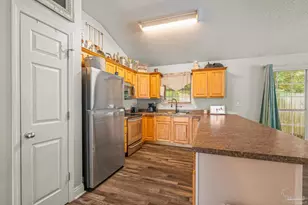 6014 Montgomery Ave, Pensacola, FL 32526 - Photo 8