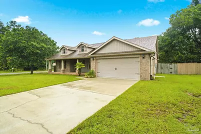3998 Berry Cir, Pace, FL 32571 - Photo 4