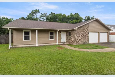 7757 Grundy St, Pensacola, FL 32507 - Photo 2
