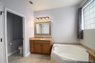 7421 Deck Ln, Pensacola, FL 32526 - Photo 14