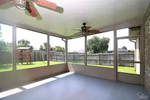 7421 Deck Ln, Pensacola, FL 32526 - Photo 34