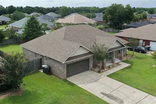 7421 Deck Ln, Pensacola, FL 32526 - Photo 2